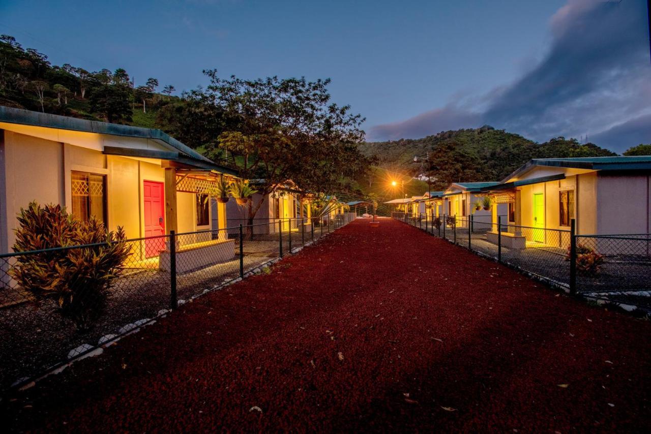 Coffee Pickers Village By Hacienda Orosi カルタゴ エクステリア 写真